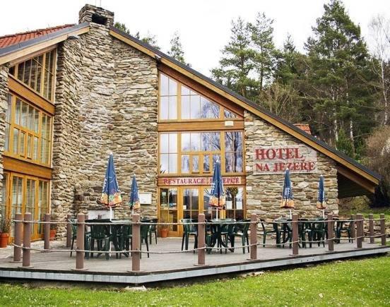 Hotel Na Jezere Horni Plana Ngoại thất bức ảnh
